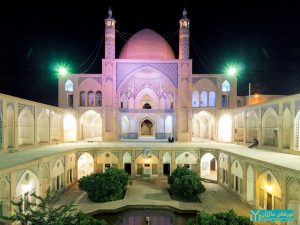 گردشگری کاشان - معماری مدرسه و مسجد آقابزرگ